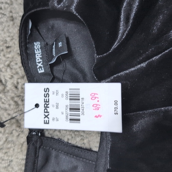 NWT Express Velvet Black Sleeveless Shoulder Pad strong shoulder Bodysuit XS - Picture 4 of 13